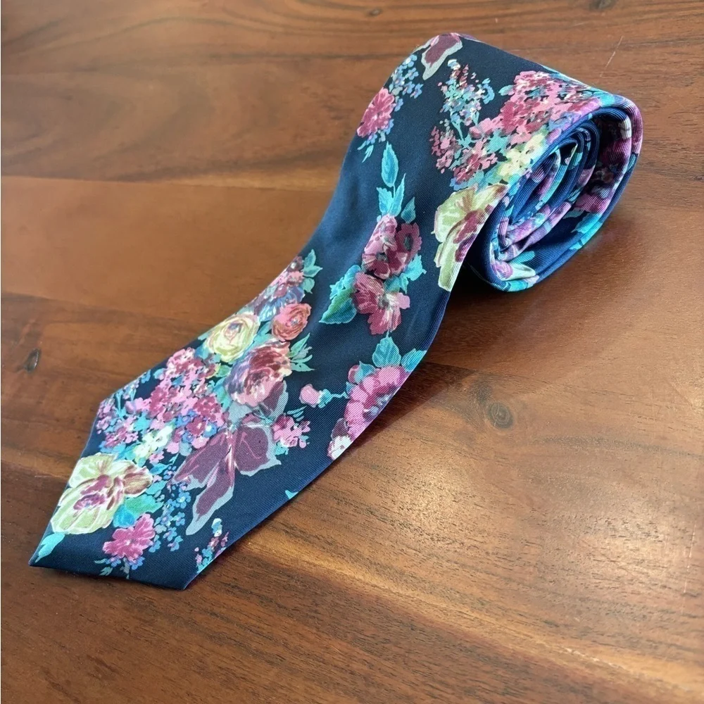 Henri Christian Tie
